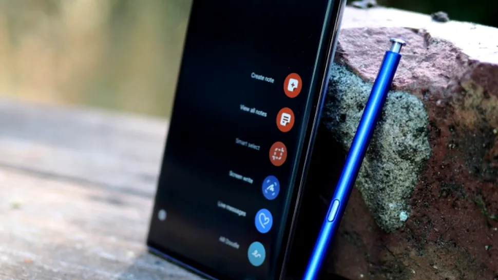 Galaxy Note 10 Lite primeşte conectivitate Bluetooth 5.1 şi o funcţie nouă