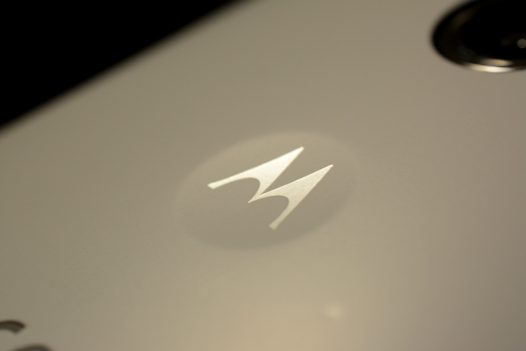 Motorola Nexus 6, lansat fără una dintre dotări după ce Apple a cumpărat furnizorul de componente