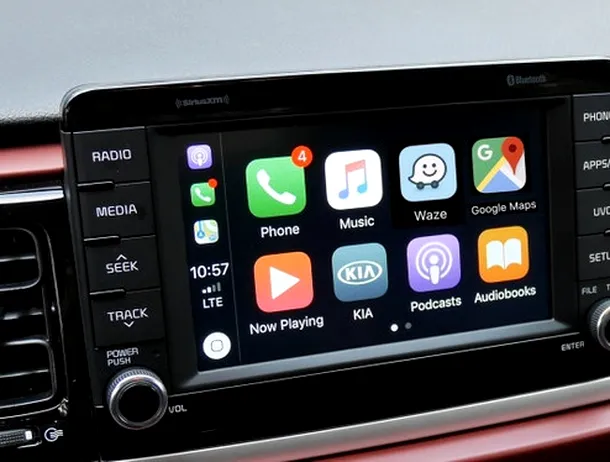 Google Maps pentru CarPlay urmează să primească suport pentru AI-ul Gemini