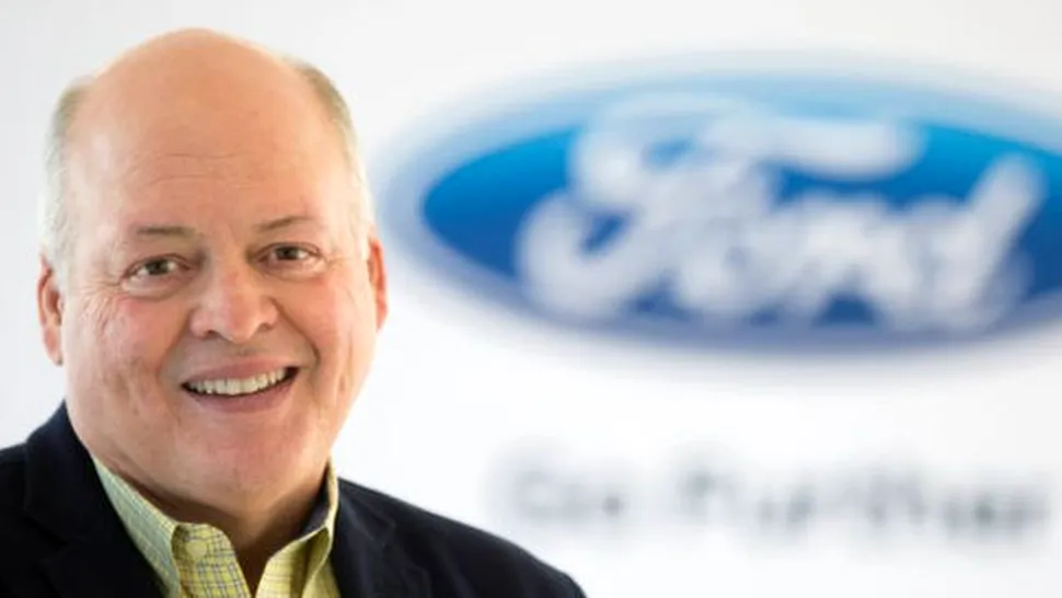 Pentru a concura mai bine cu Tesla, Ford îl înlocuieşte pe directorul executiv Mark Fields cu şeful diviziei de automobile autonome
