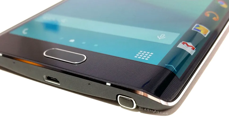 Galaxy Note 7 ar putea fi lansat exclusiv în versiune „edge”, Samsung renunţând la modelul cu ecran plat