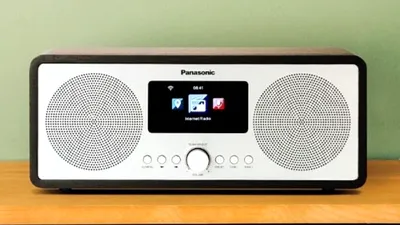 Panasonic lansează RF-D40, un aparat de radio cu Internet, DAB+, FM și Bluetooth