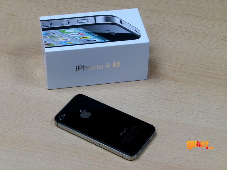 iPhone 4S