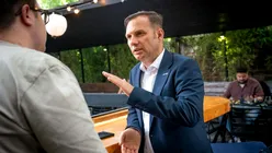 Interviu | Oliviu Matei, CEO Holisun și profesor universitar: Adoptăm AI în companie „încet, responsabil”. Cum folosesc studenții AI în facultate?