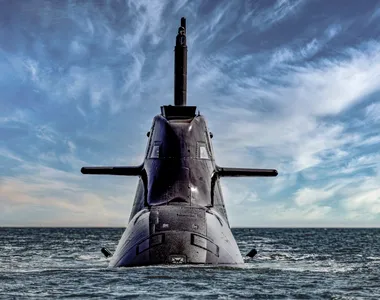 Canada achiziționează 12 submarine germane de ultimă generație. Astfel, se triplează navele subacvatice care se află în Marina Regală