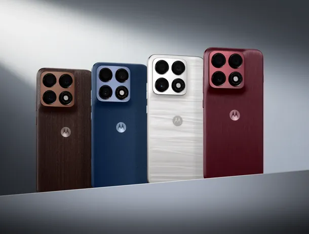 Motorola Edge 70 Pro, Motorola Razr 70, Motorola Razr 70 Ultra și Motorola Signature Swarovski, lansate oficial. Cât vor costa