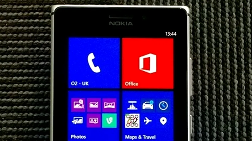 Nokia a anunţat disponibilitatea actualizării Black pentru terminalele Lumia cu Windows Phone 8