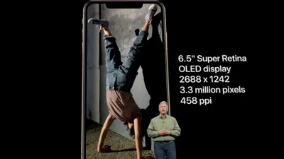 Apple ar putea folosi pe următorul iPhone panouri Samsung OLED flexibile, mai ieftine decât cele din prezent