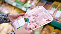 Anunț despre CARNEA DE PUI din magazine! Toată lumea trebuie să știe. Vestea venită CHIAR ACUM