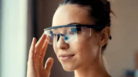 Livrările de smart glasses au crescut cu 139% în S2 2025