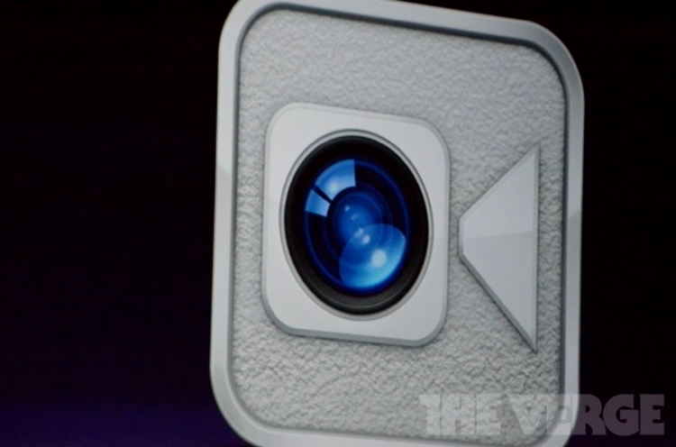 Aplicaţia FaceTime în versiune pemntru iOS 6 - click pentru galeria extinsă de imagini