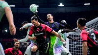 Echipa în care Zlatan Ibrahimović joacă pe toate posturile