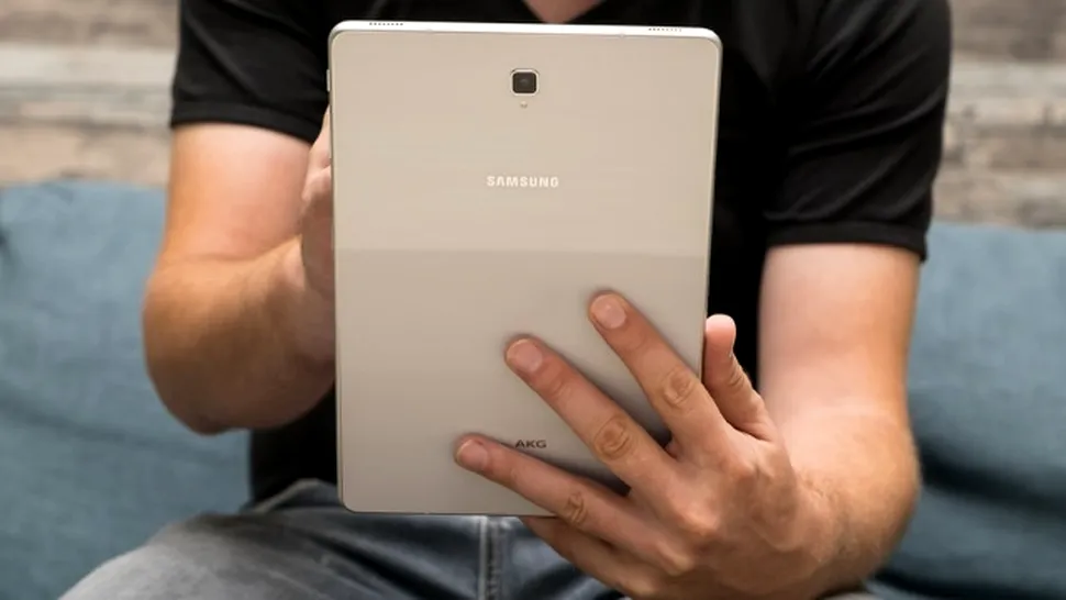 Samsung ar putea completa familia Galaxy Fold şi cu tablete pliabile
