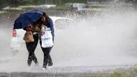 Meteorologii AccuWeather anunță ploi, frig și temperaturi de doar 7 grade Celsius în luna iulie, în România. Care sunt orașele în care vara e ca iarna