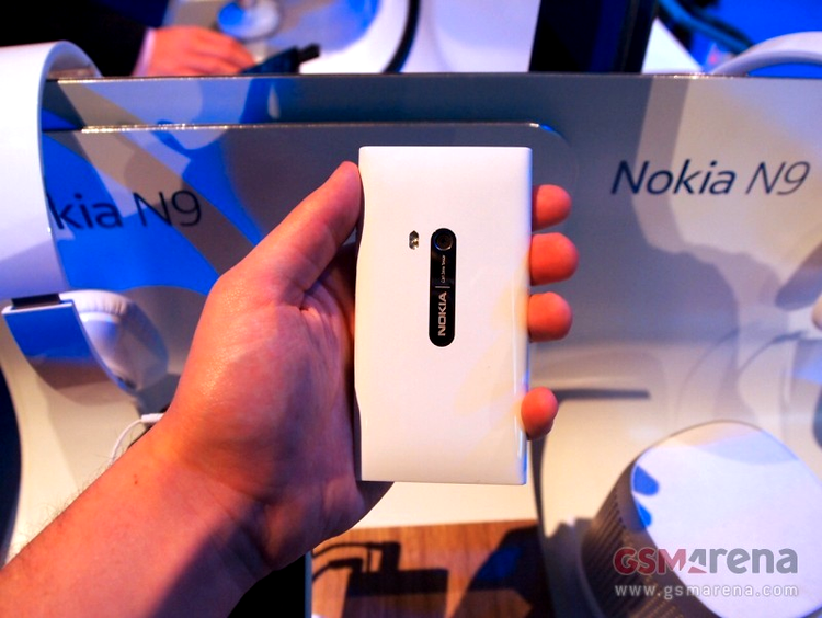 Nokia N9 White