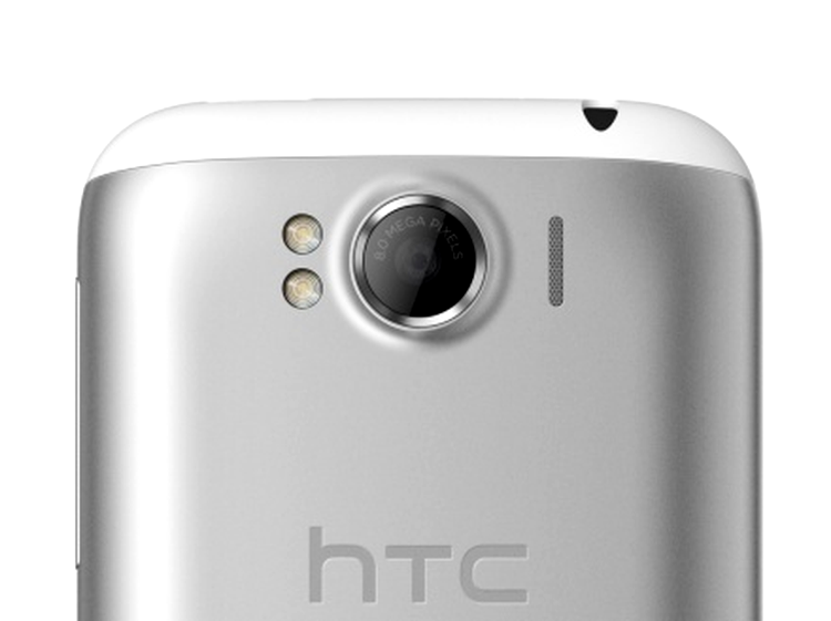 HTC Sensation XL - camera foto vine cu upgrade-uri importante