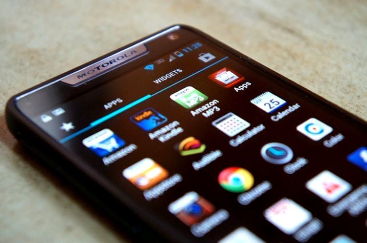 Google, nemulţumit de oferta actuală de produse Motorola