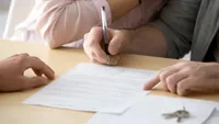Impozitele pe locuințe și terenuri se schimbă din 2027. Cum va funcționa taxarea prin e-Proprietatea
