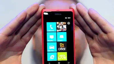 Nokia pune la bătaie 5 telefoane Lumia 900 într-un concurs foto