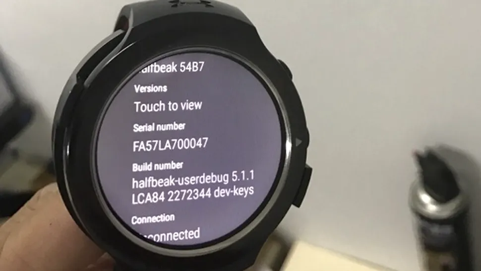 HTC pregăteşte ceasul inteligent Halfbeak în parteneriat cu Under Armour