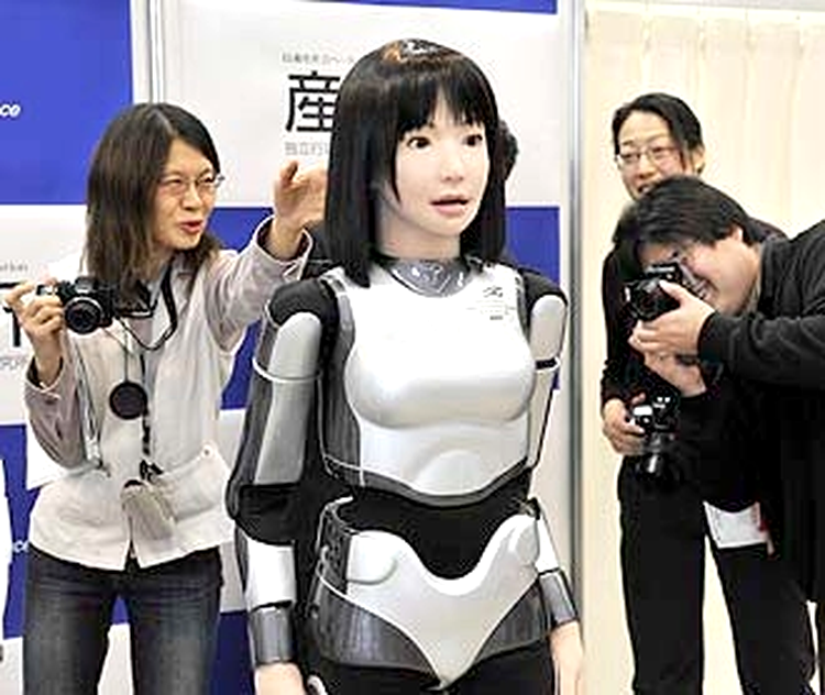 HRP-4C - androidul fotomodel