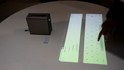 MWC 2017: Proiectorul Sony care transformă orice suprafaţă în ecran tactil