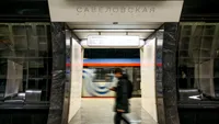 VIDEO Moscova testează tehnologii încă rare în marile orașe europene: metrouri autonome și roboți de livrare pe străzi