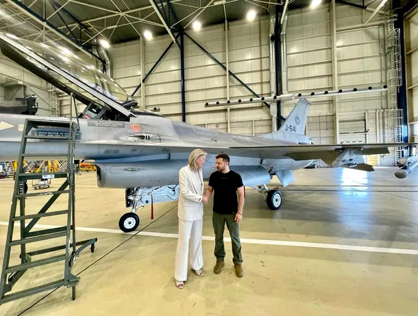 O donație a Cehiei ar putea face ca avioanele F-16 și Mirage 2000 ale Ucrainei să facă ce știu mai bine: să-i bombardeze pe ruși