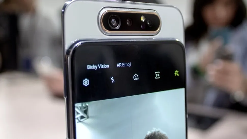 Samsung brevetează un nou design smartphone, ce include cameră rotativă