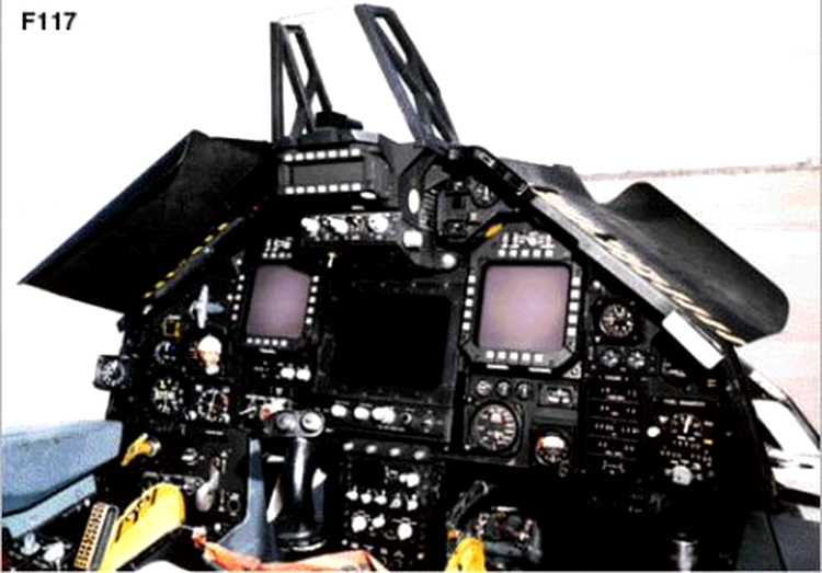 F-117 Night Hawk - cabina