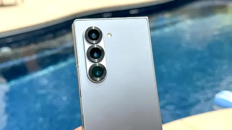 Galaxy Z Fold 7, posibil să aibă încărcare wireless Qi2 Ready