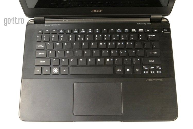 Acer Aspire S5 - tastatura şi restpad-ul