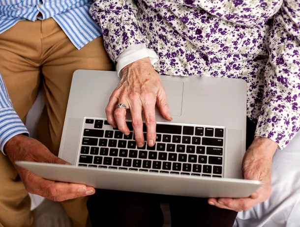 VIDEO | România, codașa UE la competențe digitale. Soluțiile propuse de un expert: program de educație digitală timpurie, cursuri de empatie și caravană digitală