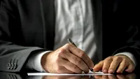 Nu se mai achită impozit până la 30 septembrie. Românii care beneficiază de noua regulă pentru case și terenuri moștenite