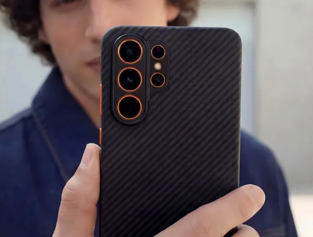 Samsung Galaxy S26 Ultra apare în fotografiile furnizate de un producător de accesorii