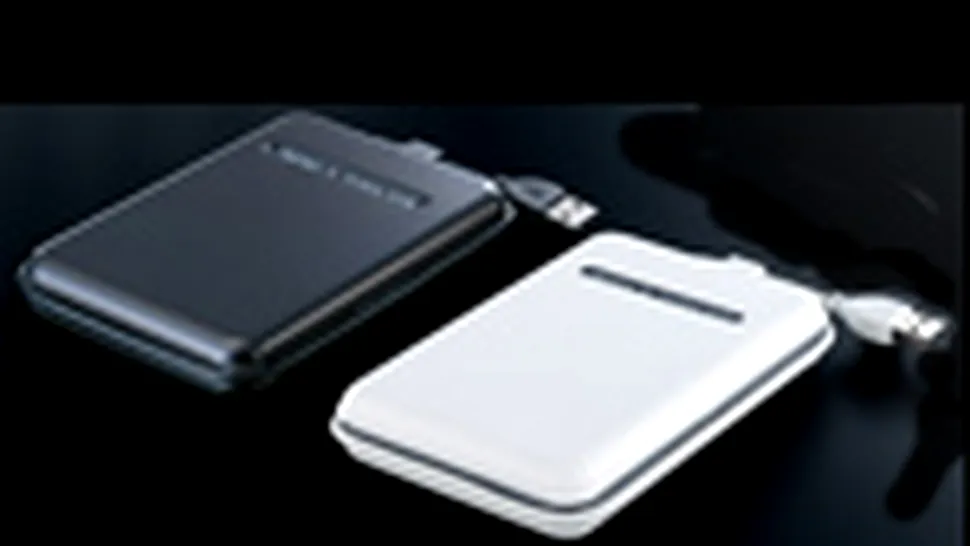 Hard-urile portabile Buffalo şi Fujitsu: dimensiuni mici, capacităţi mari