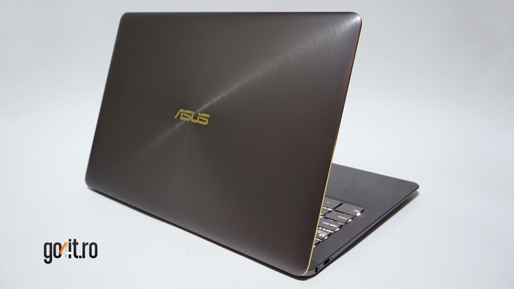 ASUS ZenBook 3 UX490UA