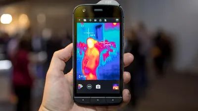 Caterpillar S61, smartphone-ul cu termoviziune, este la vânzare şi în magazinele din România