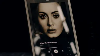 Pixel 6 Pro confundă sunetul unui WC cu o melodie a artistei Adele