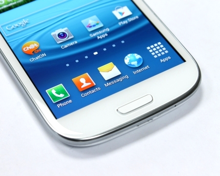 Samsung Galaxy S III are un ecran superb!