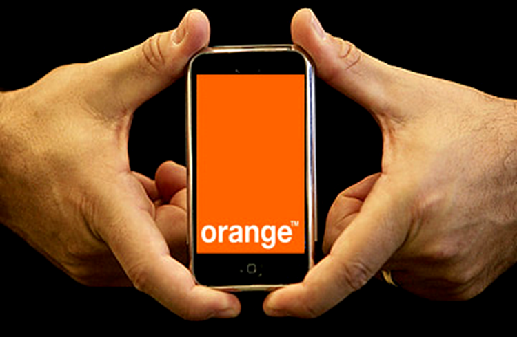 iPhone în România, prin Orange