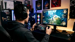 Sony vrea un controler modular cu ecran tactil? Conceptul ar putea ajunge pe PlayStation 6