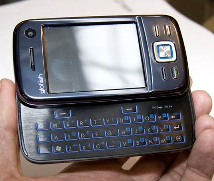 E-TEN Glofiish M810
