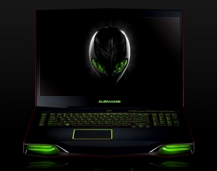 Alienware M18x cu tastatură iluminată