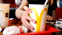 Cum a slăbit o femeie 39 de kilograme fără să renunțe la McDonald’s
