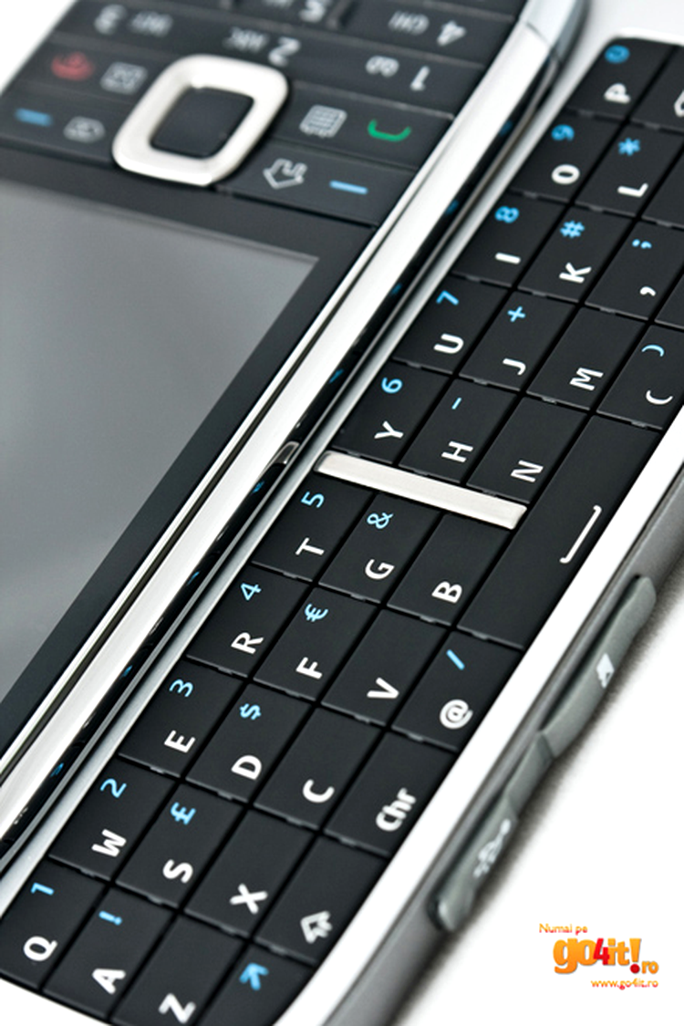 Nokia E75 