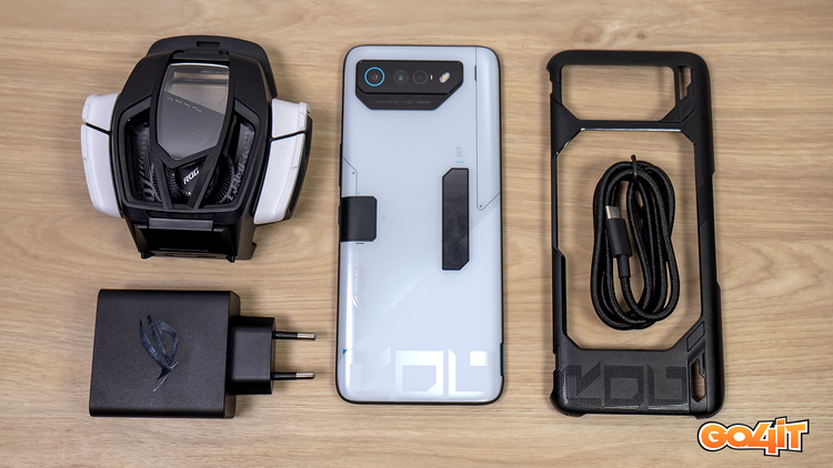 ROG Phone 7 Ultimate accessories