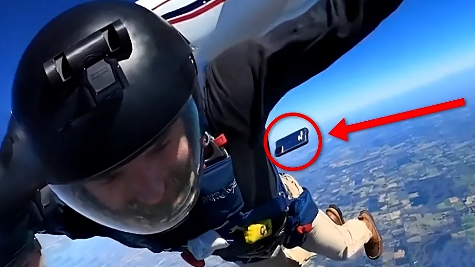 VIDEO: un iPhone a supraviețuit unei căderi de la 4.000 de metri din avion