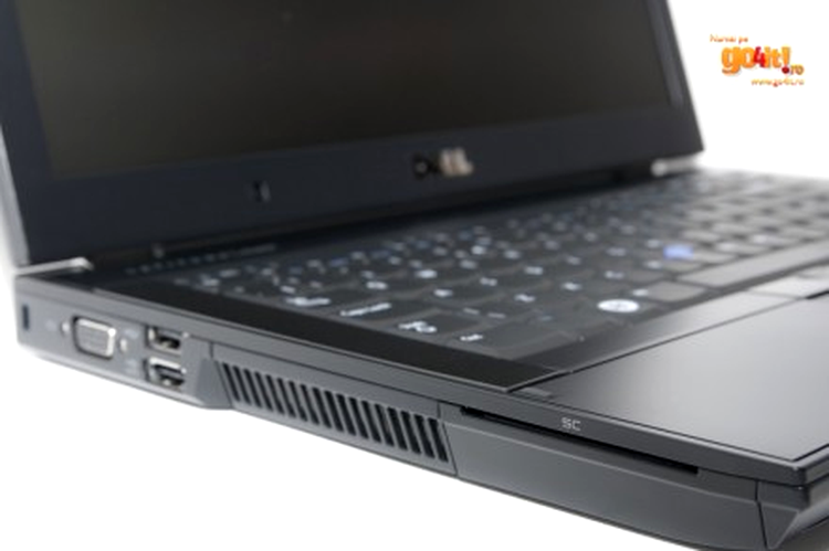 Dell Latitude E6400 - conectori