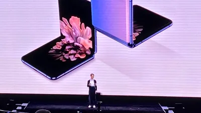 Samsung a prezentat oficial Galaxy Z Flip, primul său telefon pliabil cu clapetă. Specificaţii, preţ şi data de lansare